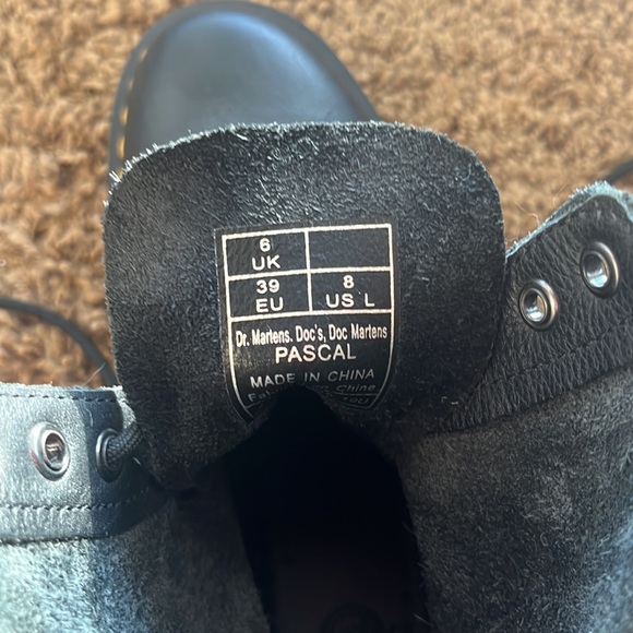 doc martens womens size 8 - Picture 4 of 4
